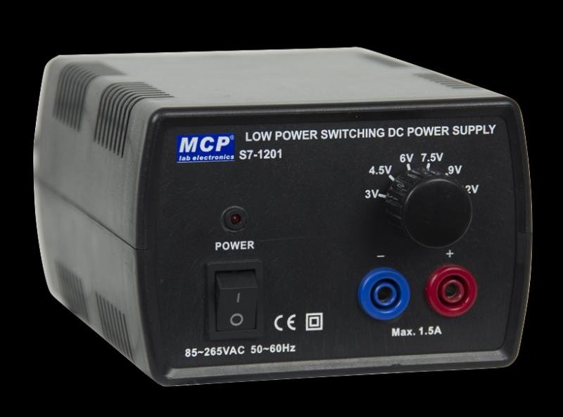 Alimentation multitensions de 3 à 12 V